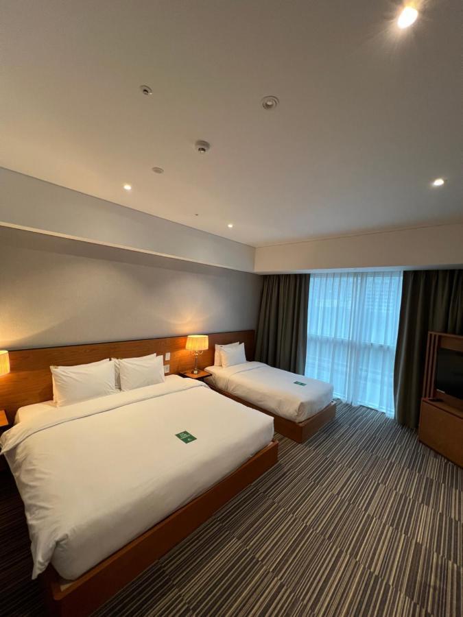 Hotel Tour Incheon Airport Hotel & Suites מראה חיצוני תמונה